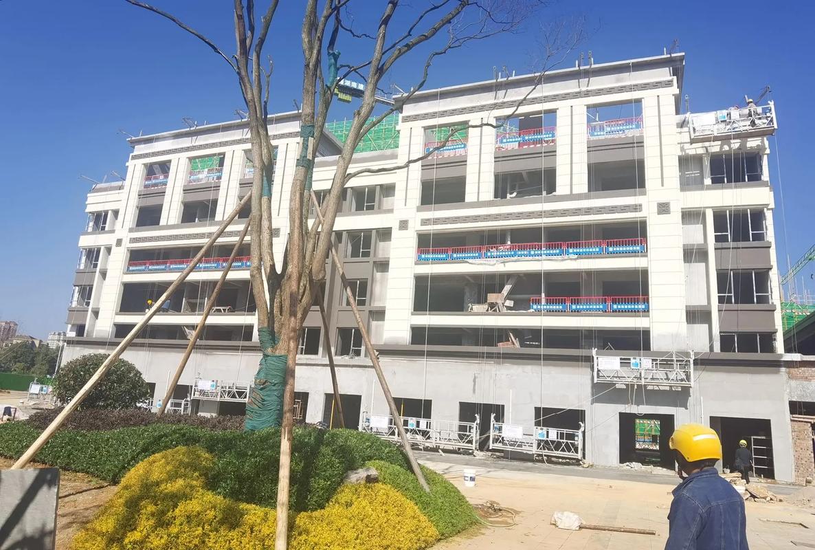 "城發(fā)集團(tuán)·沅水汀蘭"懷化市政府首個(gè)樣板工程 建筑行